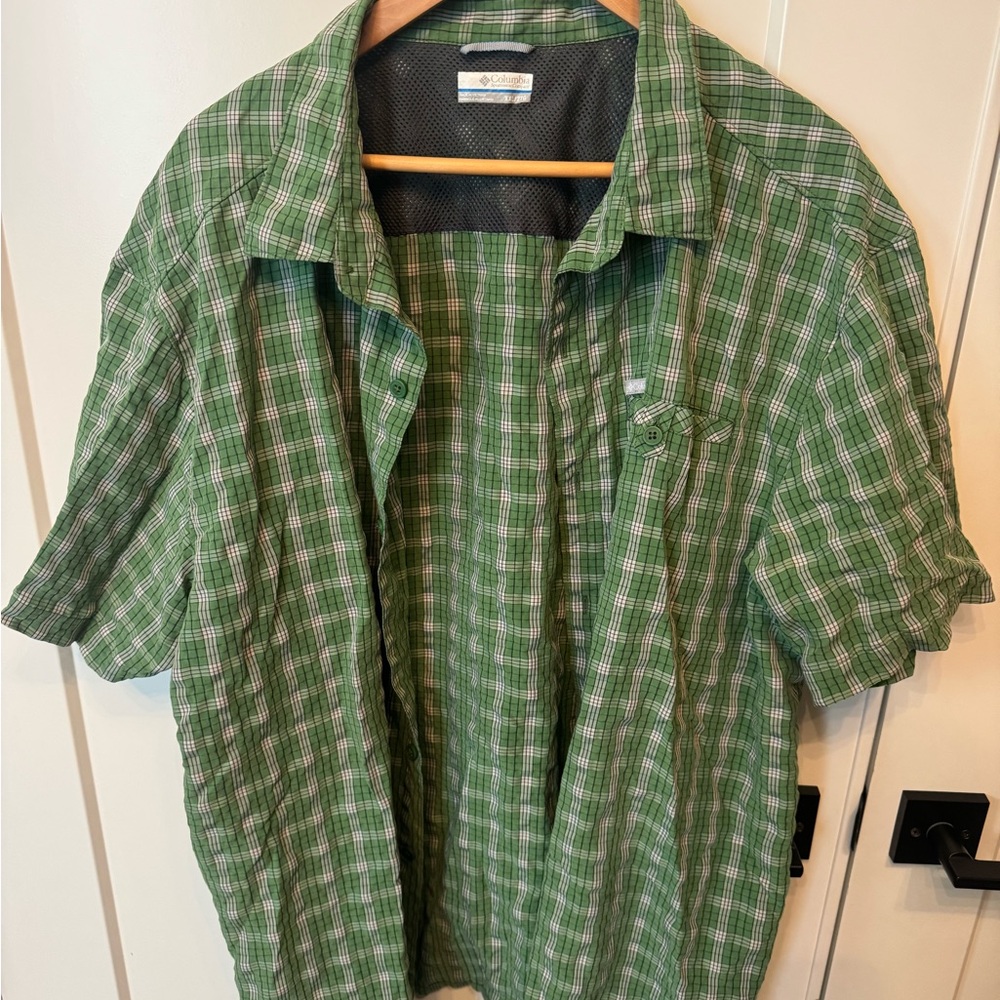 Columbia Green Checkered Men's Shirt